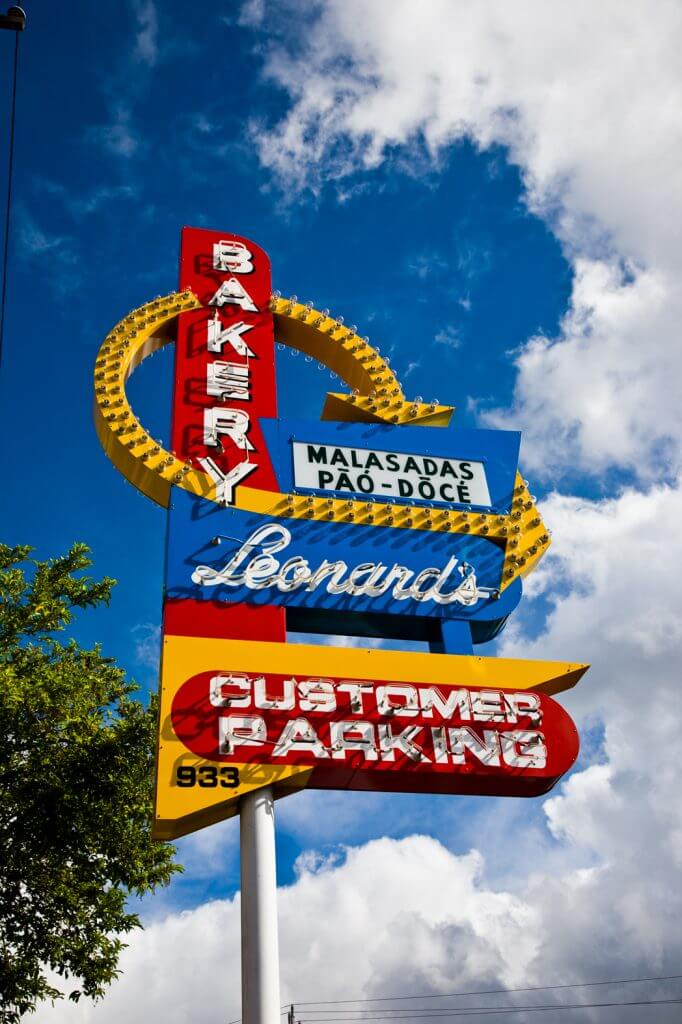 Leonard's Malasadas is one of the most popular bakeries on Oahu. Image of the Leonard's Bakery sign.