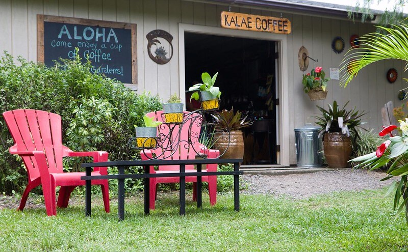 12 FREE Things to do on the Big Island of Hawaii with Kids featured by top Hawaii travel blog, Hawaii Travel with Kids: Kalae Cafe, Kalae, Big Island