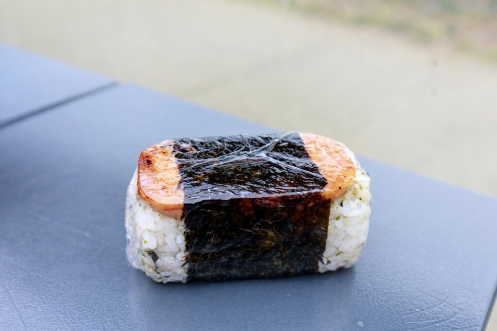 A spam musubi