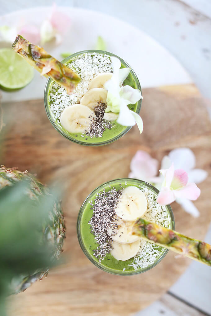 Hawaiian Tropical Smoothie Recipes to Make at Home featured by top Hawaii blog, Hawaii Travel with Kids: Tropical Zinger Green Smoothie | #dairyfree #glutenfree #refinedsugarfree // JustineCelina.com