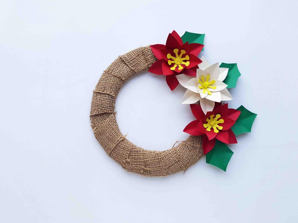 Hawaiian Christmas Decorations: DIY Poinsettia Wreath by top Hawaii blog Hawaii Travel with Kids