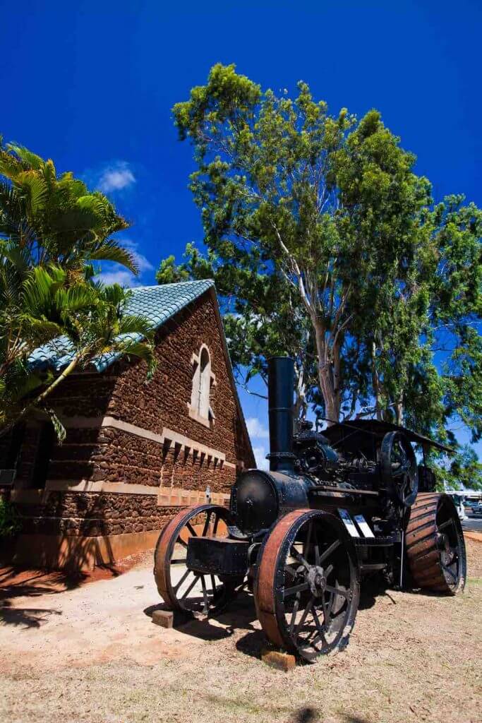 Wondering what to do in Kauai when it rains? The Kauai Museum is a popular indoor Kauai attraction