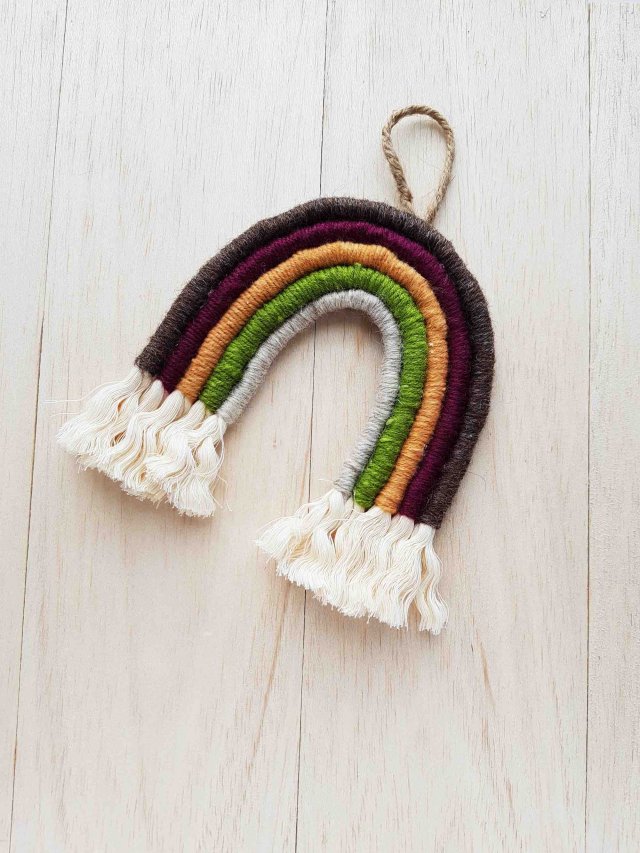 Rainbow Macrame Web Story