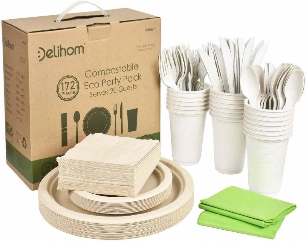 Get these zero waste travel utensils and compostable dinnerwear to use in Hawaii. Image of a set of compostable eco party pack dinnerwear.