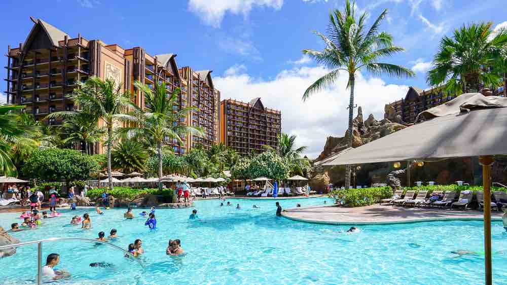 Disney Aulani Resort is definitely one of the best family resorts Hawaii has to offer! Image of the pool area at Aulani Resort in Hawaii.