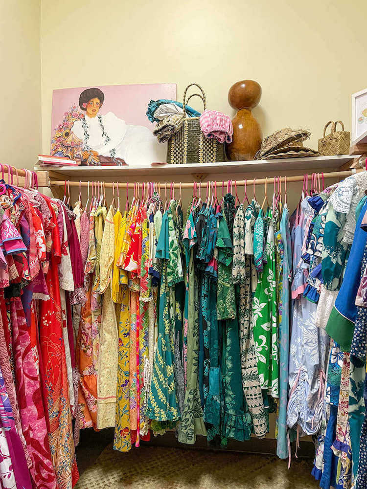 Image of a rack of colorful mu'u mu'u dresses in Hawaii.