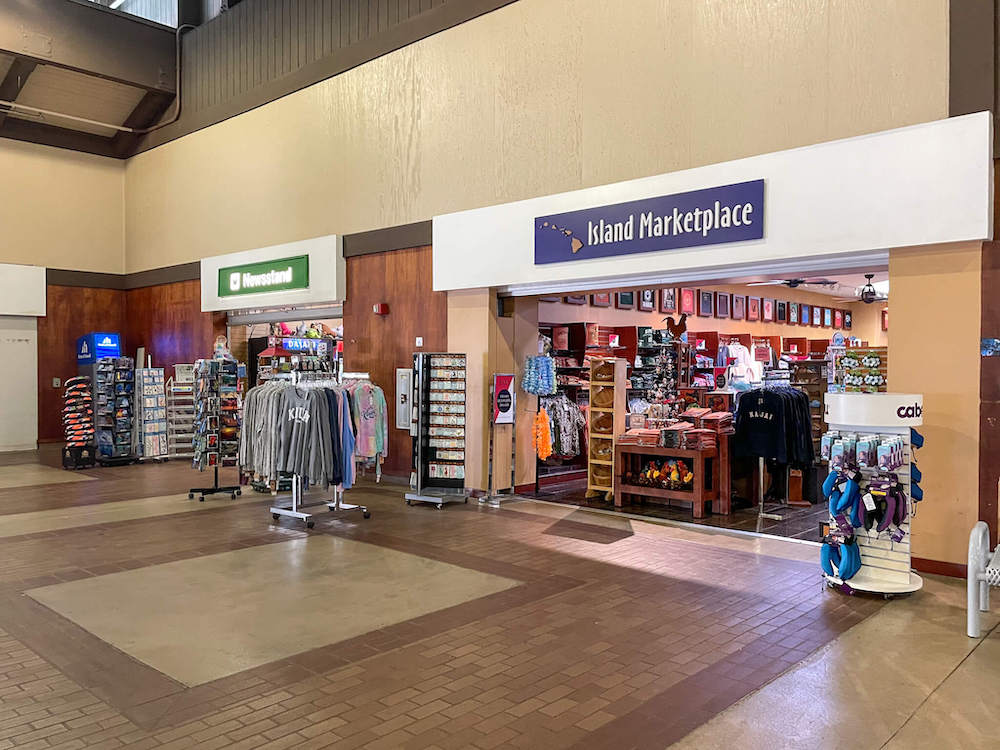 Image of the gift shops at the Lihue Airport on Kauai.