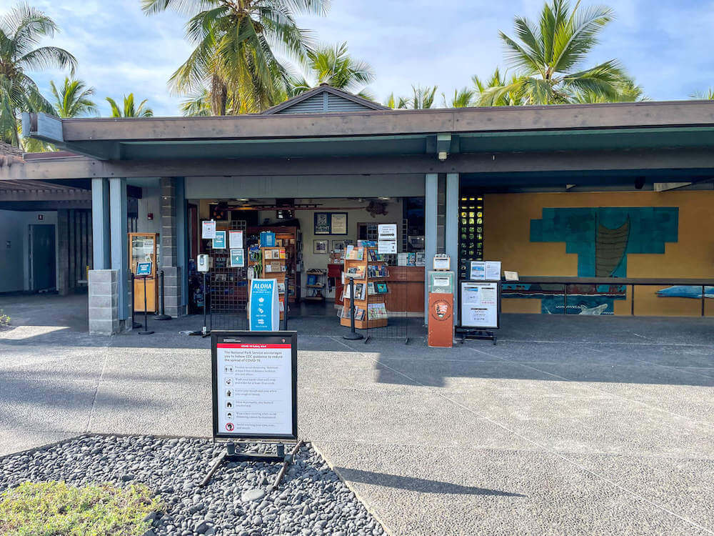 Image of the visitor center at a Hawaii national park on the Big Island.