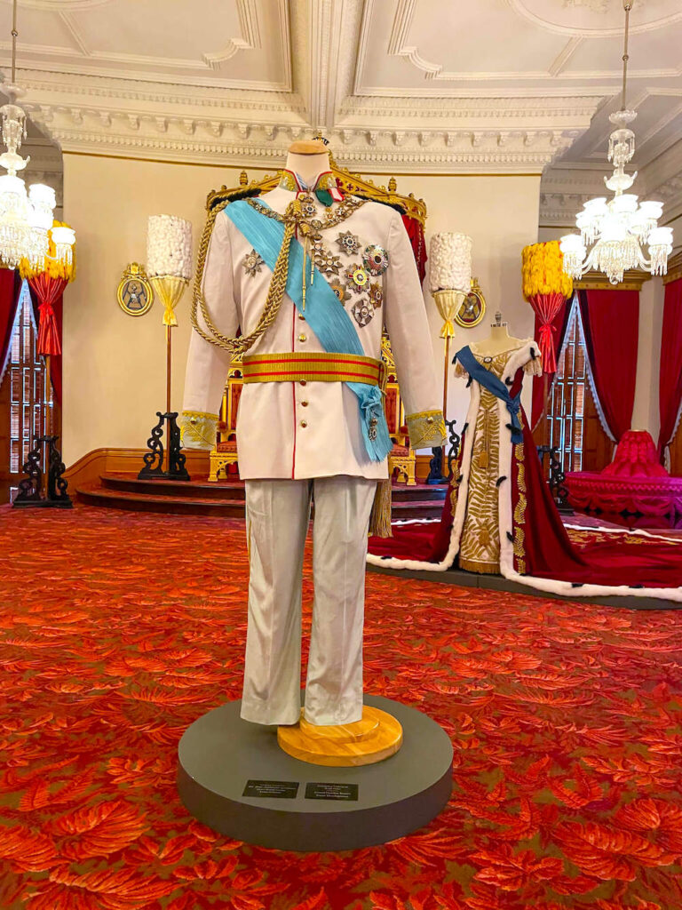 Image of an ornate coronation outfit for King Kalakaua of Hawaii.