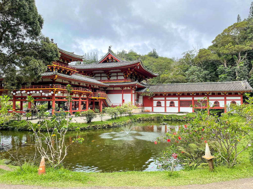 Image of a Japanese temple on Oahu Hawaii