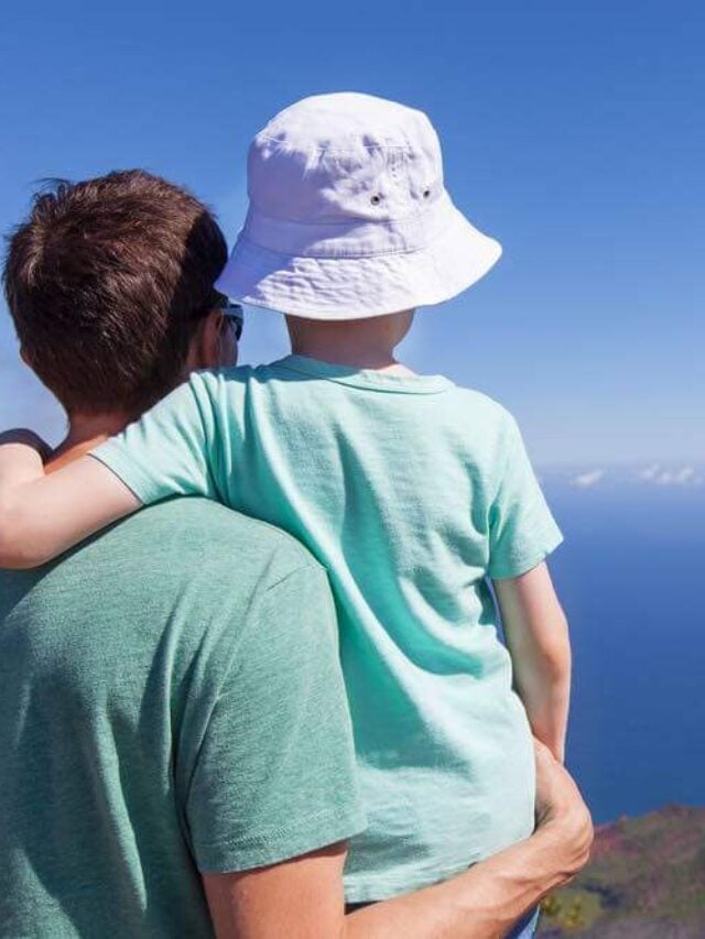 Kauai-family-vacation-with-Na-Pali-Coast