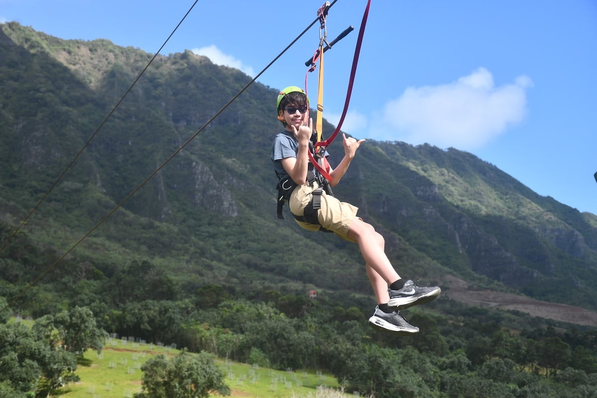 Check out this honest Kualoa Ranch ziplining review by top Hawaii travel expert Marcie Cheung of Hawaii Travel with Kids.